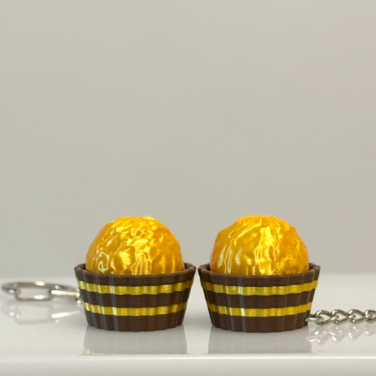 ๐ฌ Ferrero chocolate inspired Clicker Keychain