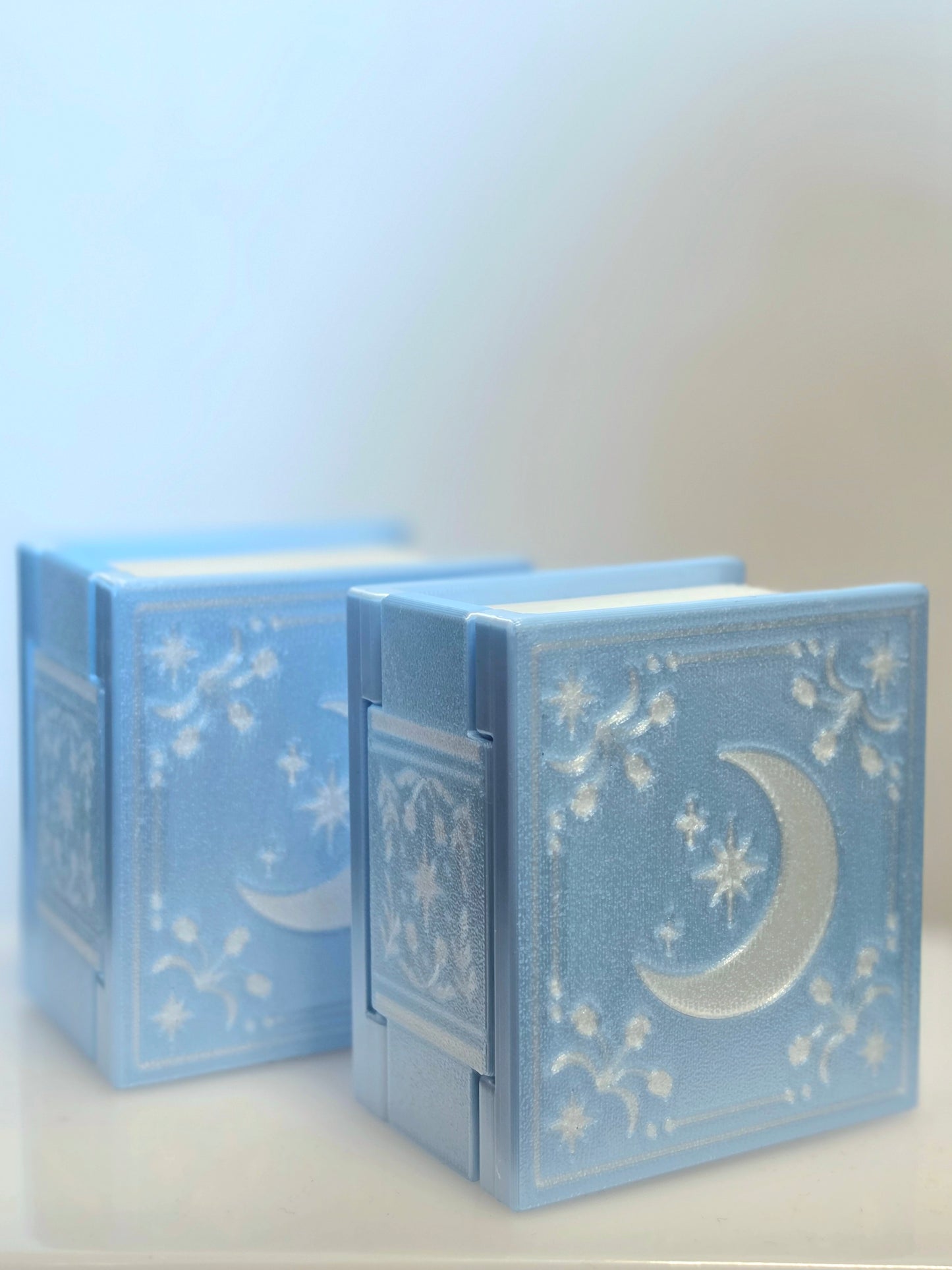 📦 Celestial Chocolate Clicker Box Perfect for Valentine's day gift