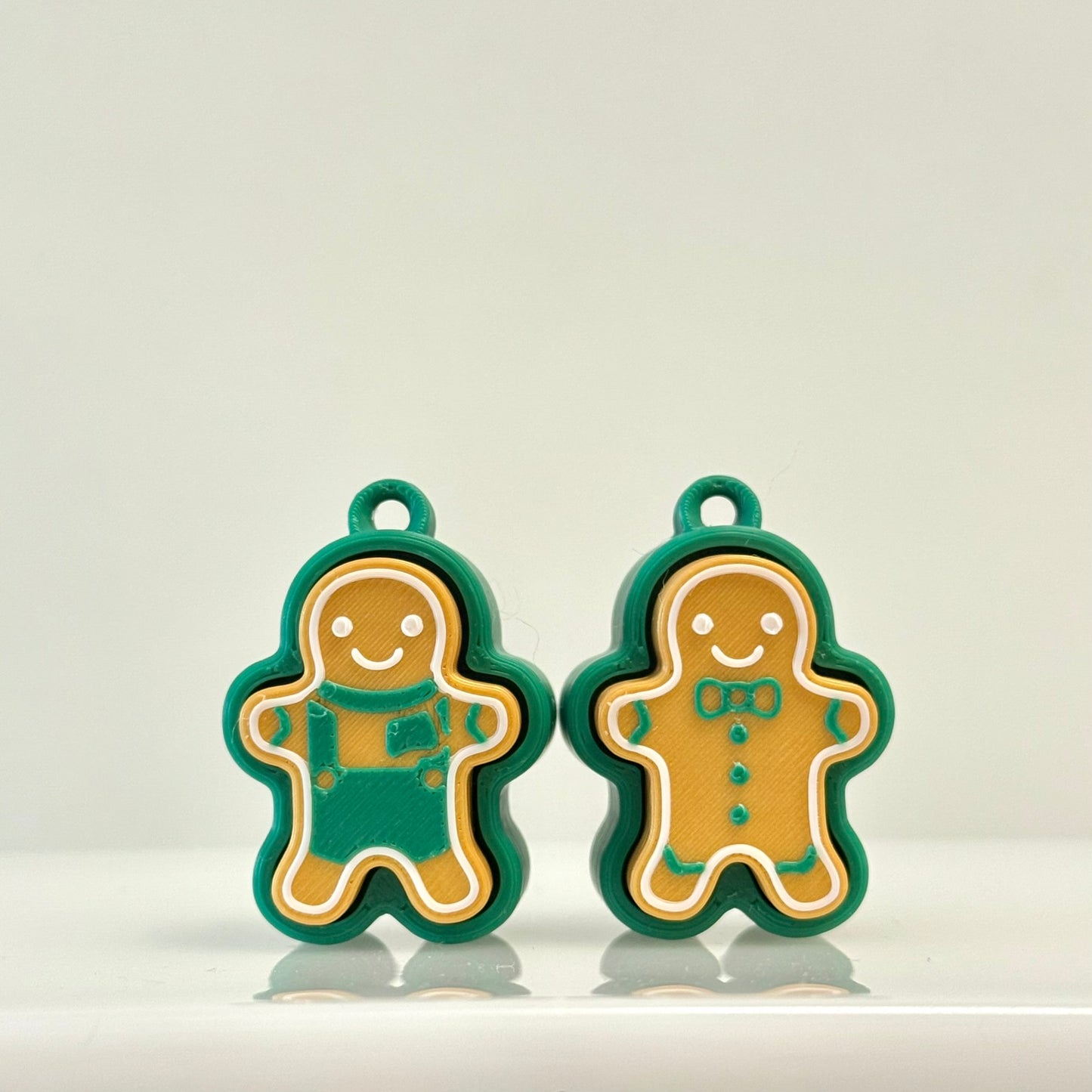 Christmas Green Gingerbread Man Clicker Keychain