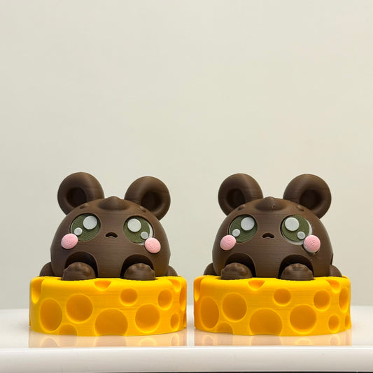 Mice & Munch Cheddar Chums clicker