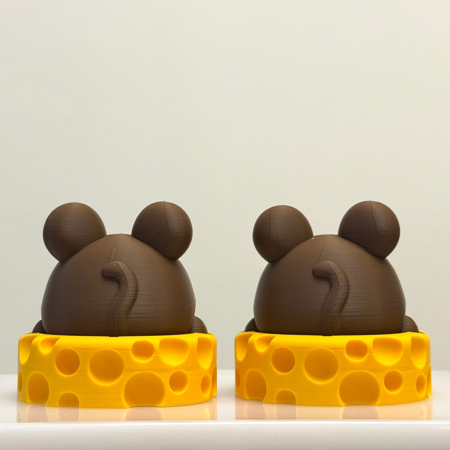 Mice & Munch Cheddar Chums clicker