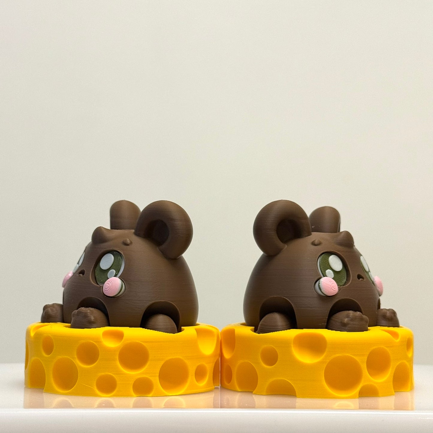 Mice & Munch Cheddar Chums clicker