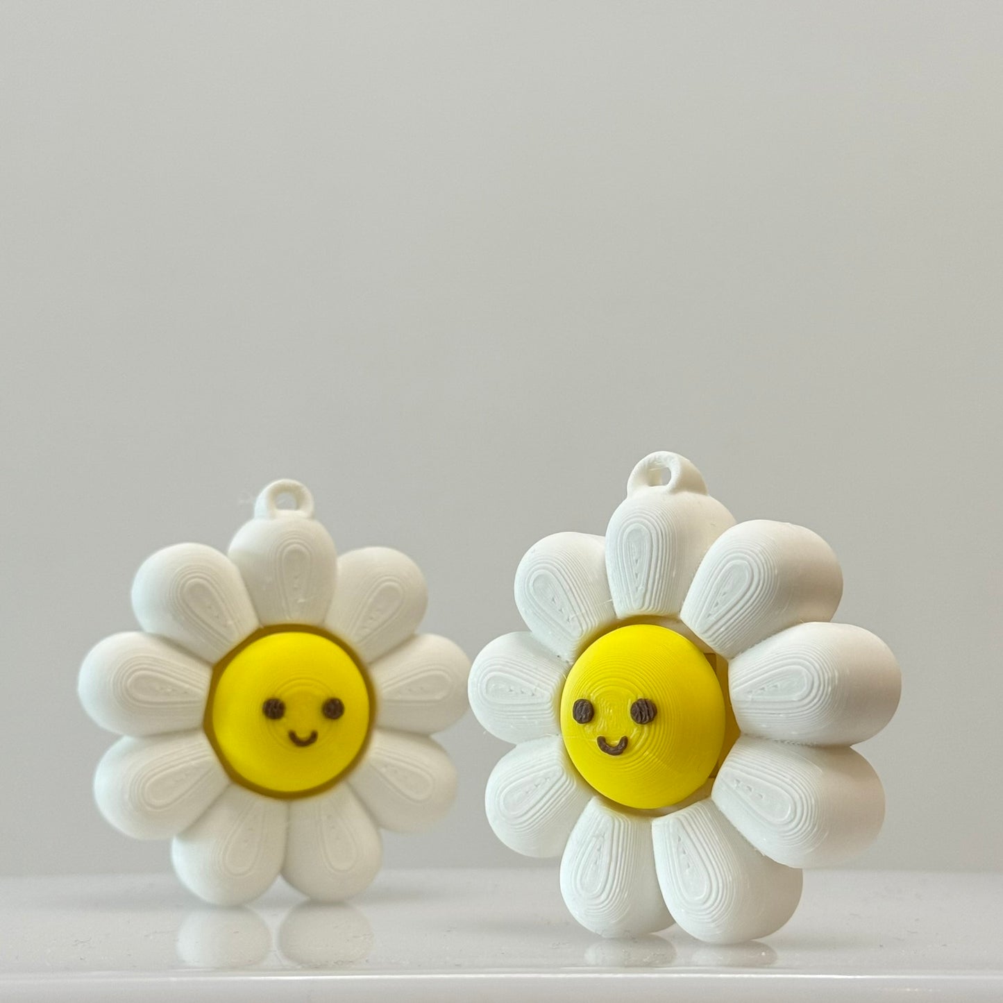 🌼Smiley Daisy Clicker– Sunshine Clicker Edition