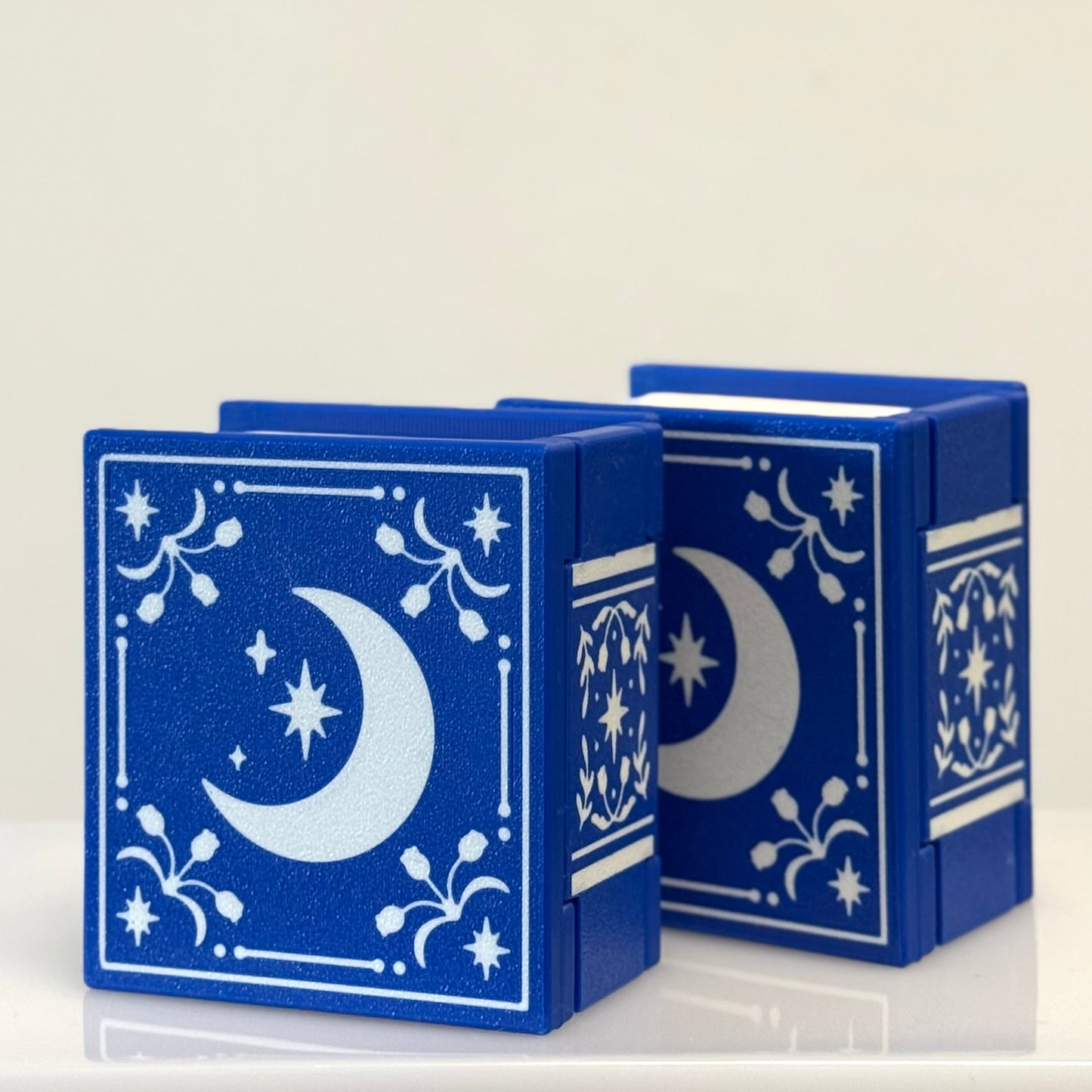 📦 Celestial Chocolate Clicker Box Perfect for Valentine's day gift