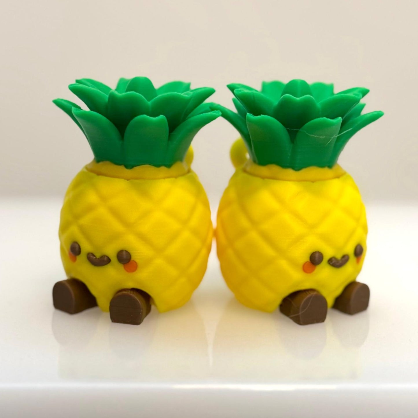 💛🍍 Pineapple Clicker: A Pocket of Tropical Joy! 🍍💛